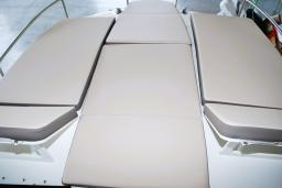 Image 12 for BAYLINER VR6 Cuddy Cabin