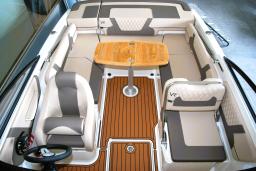 Image 13 for BAYLINER VR6 Cuddy Cabin